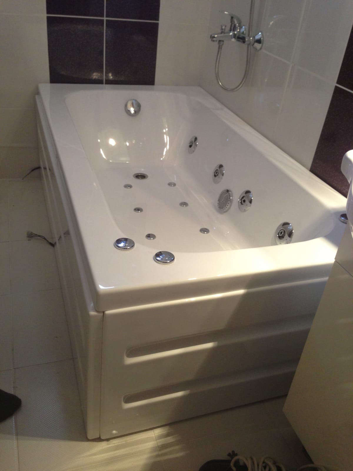 90×180 Akrilik Jakuzi